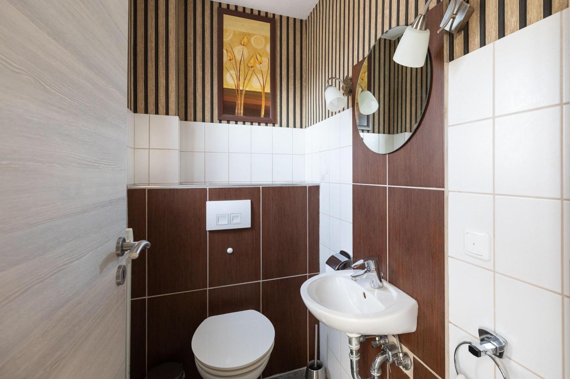 Rugenbargsweg 65 Villa Куксхавен Екстериор снимка